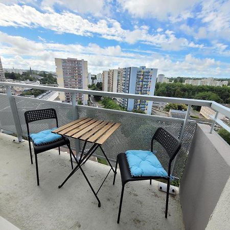 Appartement T5 Avec 4 Lits Doubles Брест Екстер'єр фото